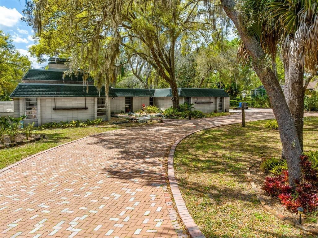 3406 Crenshaw Lake Road Lutz FL 33548 T3504946 image1