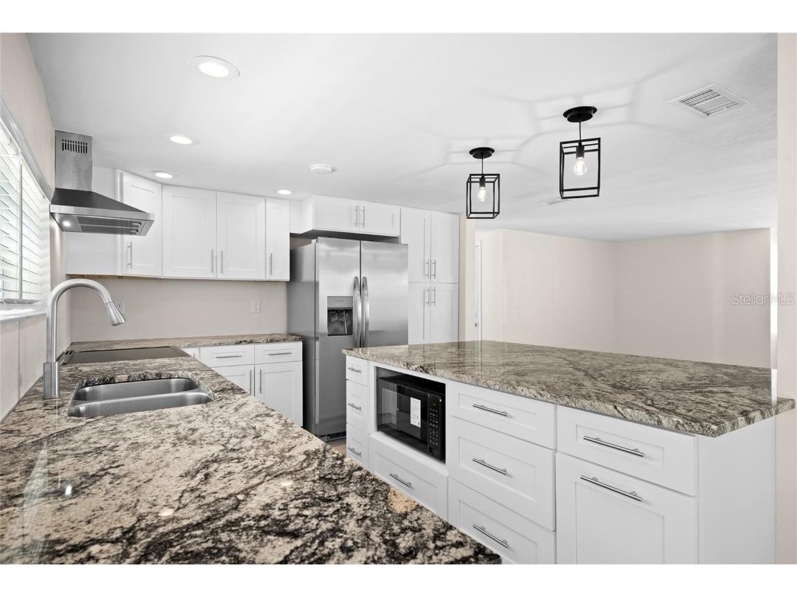 3406 Honeymoon Lane Holiday FL 34691 W7878442 image4