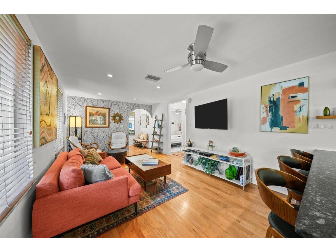 3406 W Oakellar Avenue Tampa FL 33611 T3546858 image1