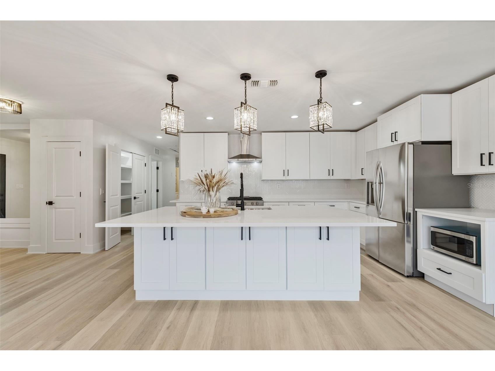 3406 W Swann Avenue Tampa FL 33609 TB8468772 image11