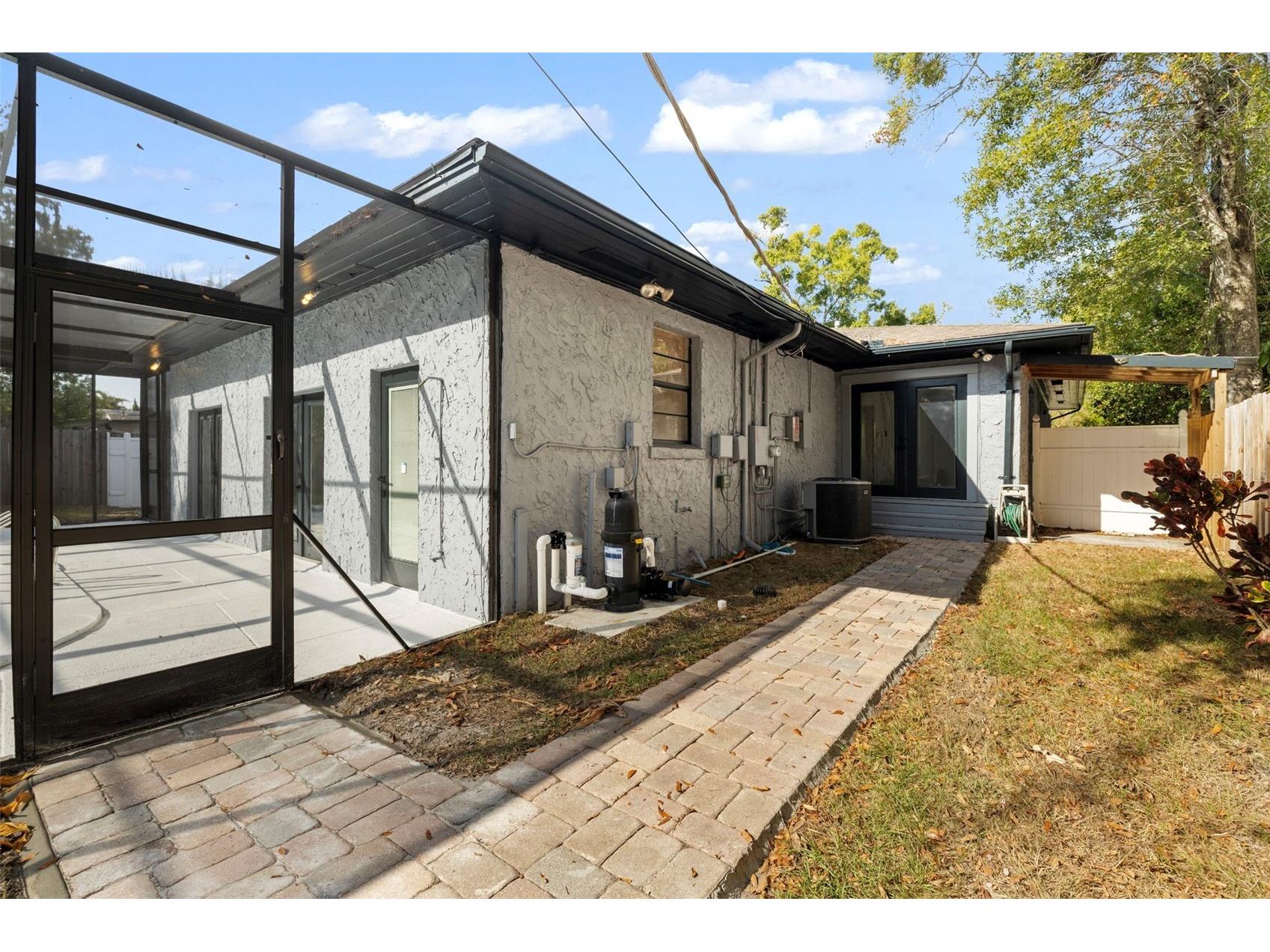 3406 W Swann Avenue Tampa FL 33609 TB8468772 image58