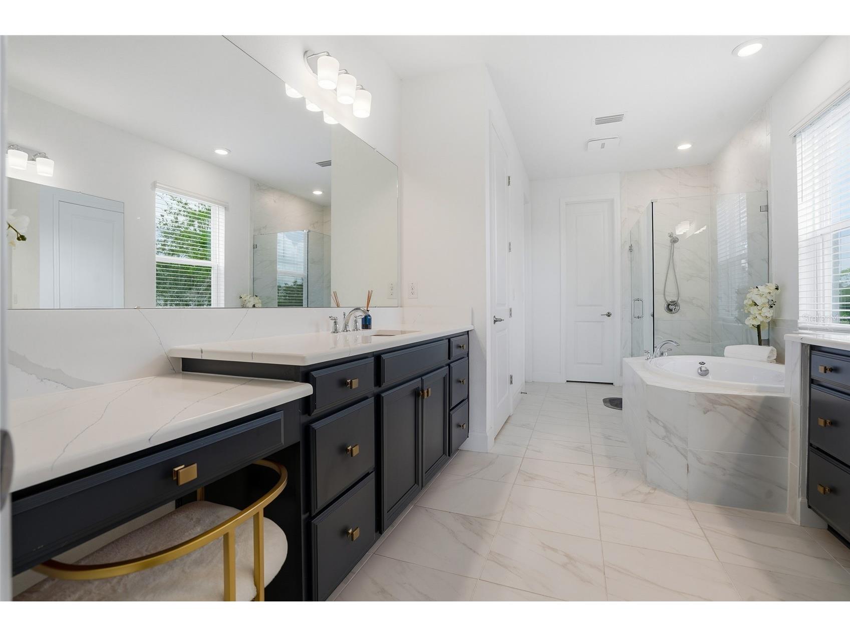 34068 Castaway Loop Wesley Chapel FL 33543 TB8485643 image23