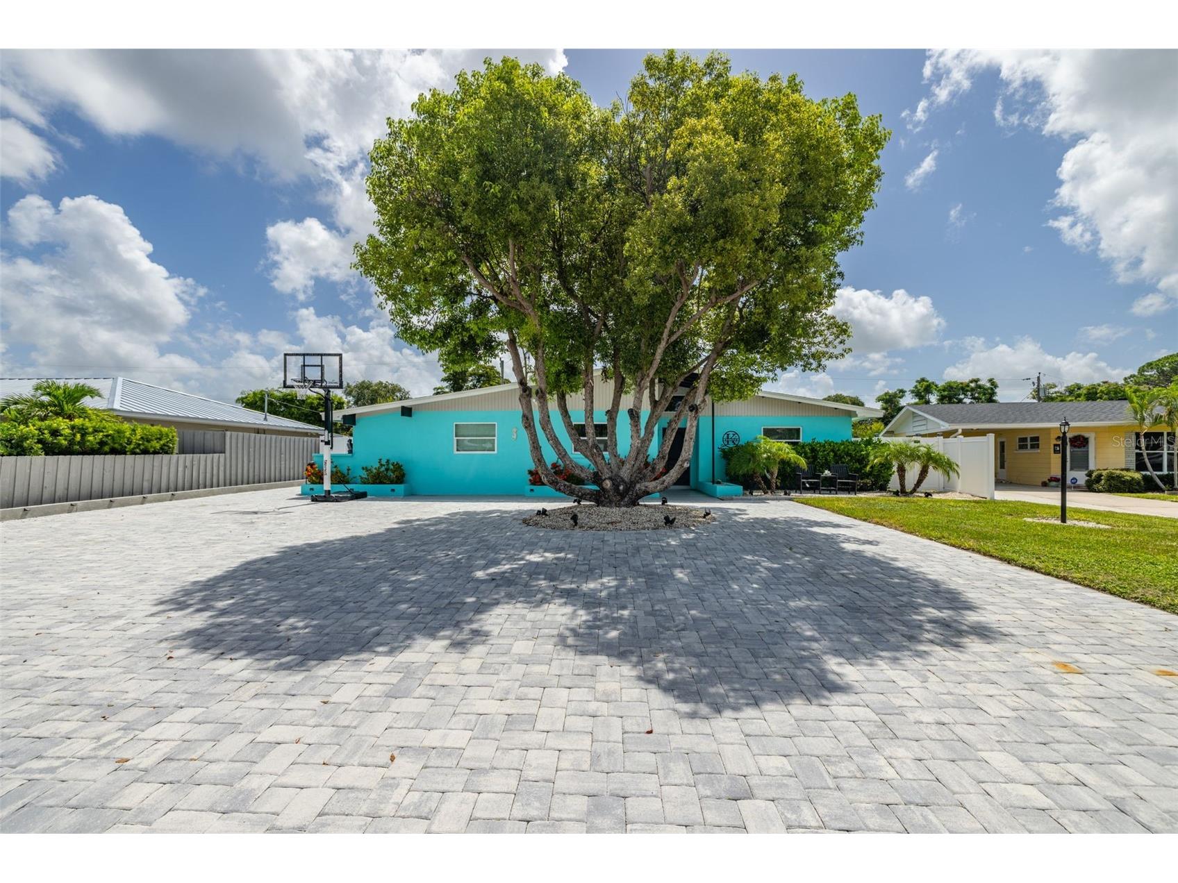 3407 29th Street W Bradenton FL 34205 A4698306 image2