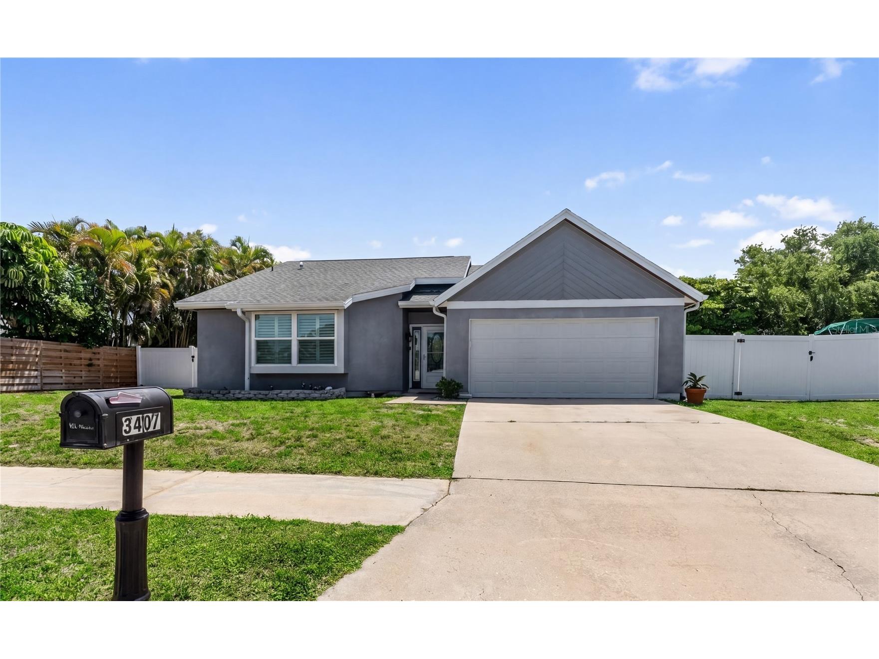 3407 69th Street W Bradenton FL 34209 A4693335 image1