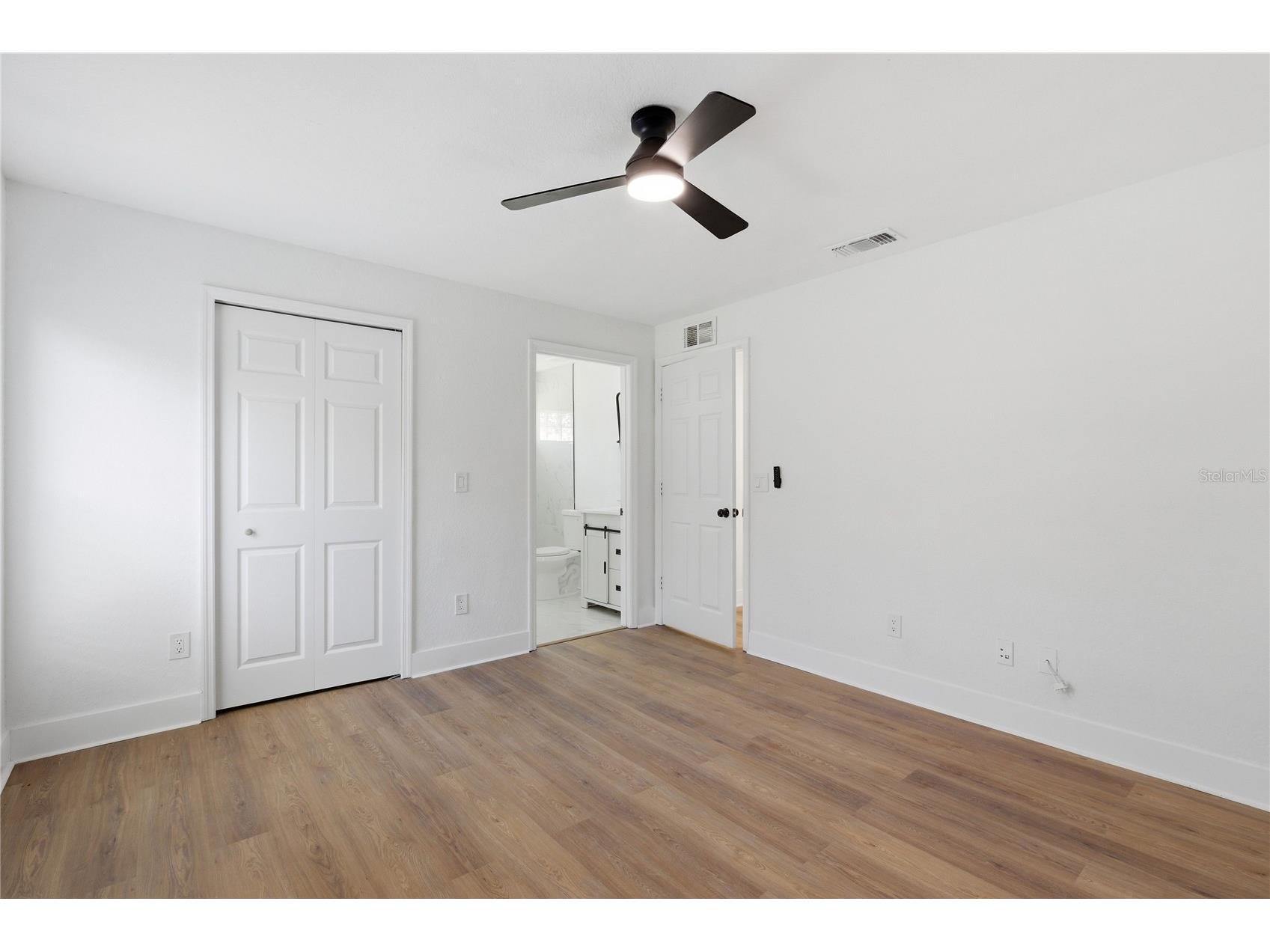 3407 E Powhatan Avenue Tampa FL 33610 W7884162 image10