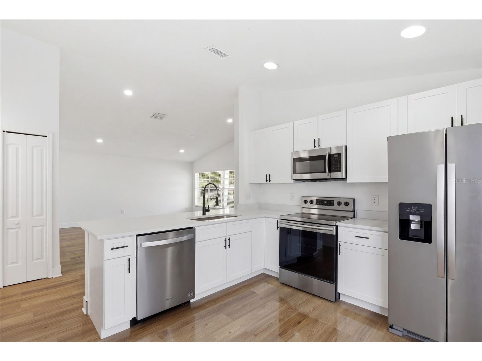 3407 E Powhatan Avenue Tampa FL 33610 W7884162 image3