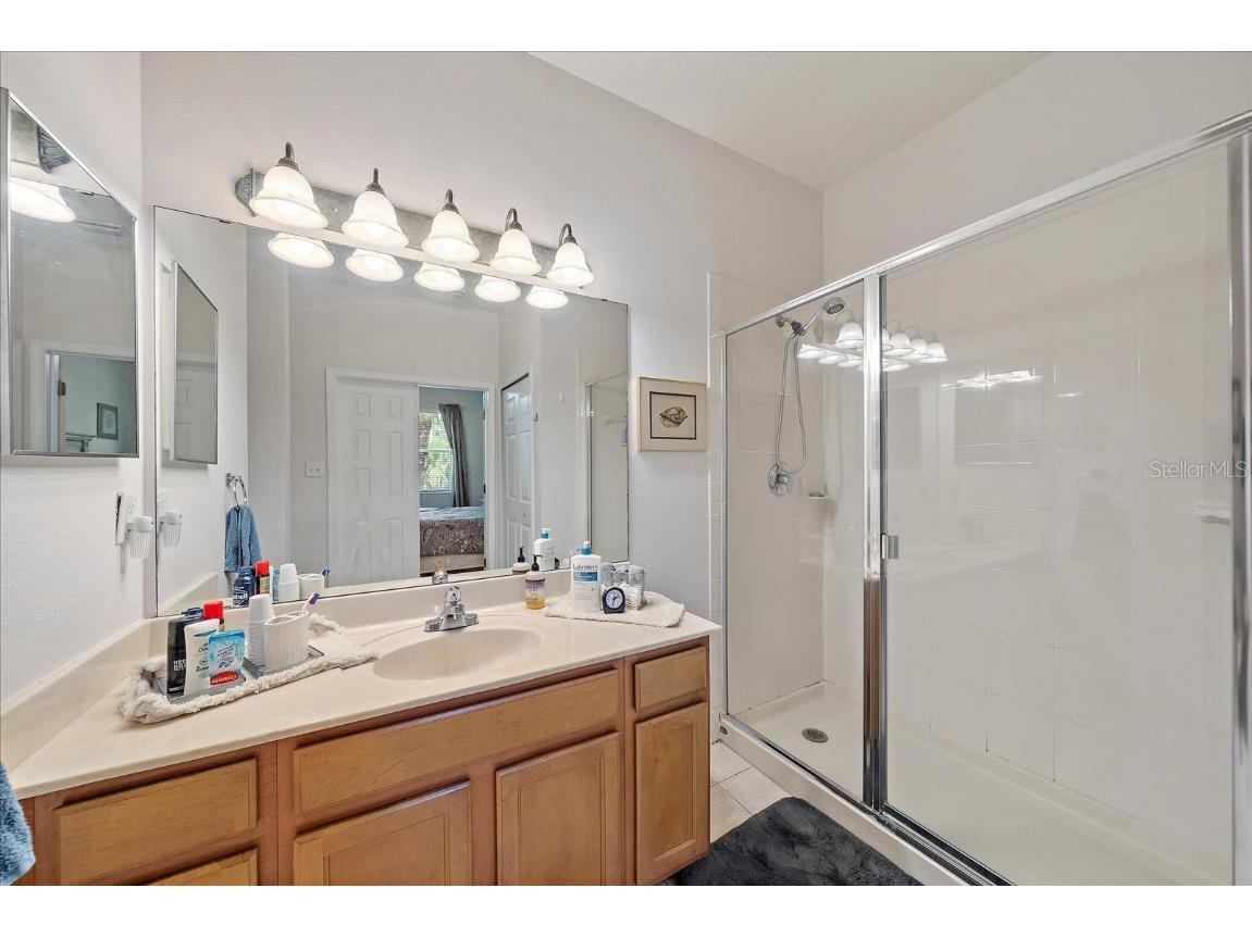 3407 Parkridge Circle #20-102 Sarasota FL 34243 A4660536 image18