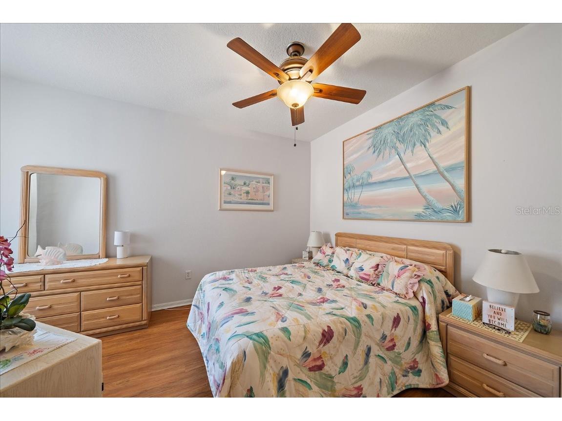 3407 Parkridge Circle #20-102 Sarasota FL 34243 A4660536 image20