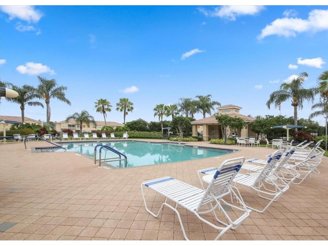 3407 Parkridge Circle #20-102 Sarasota FL 34243 A4660536 image26