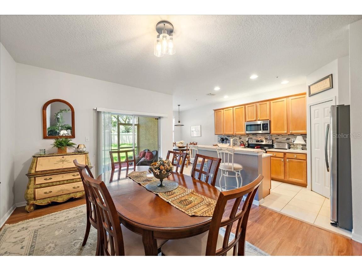 3407 Parkridge Circle #20-102 Sarasota FL 34243 A4660536 image6