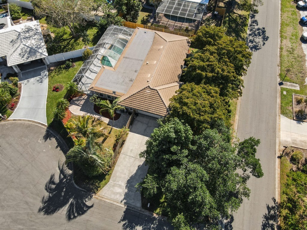 3407 Pembrook Drive Sarasota FL 34239 A4558860 image1