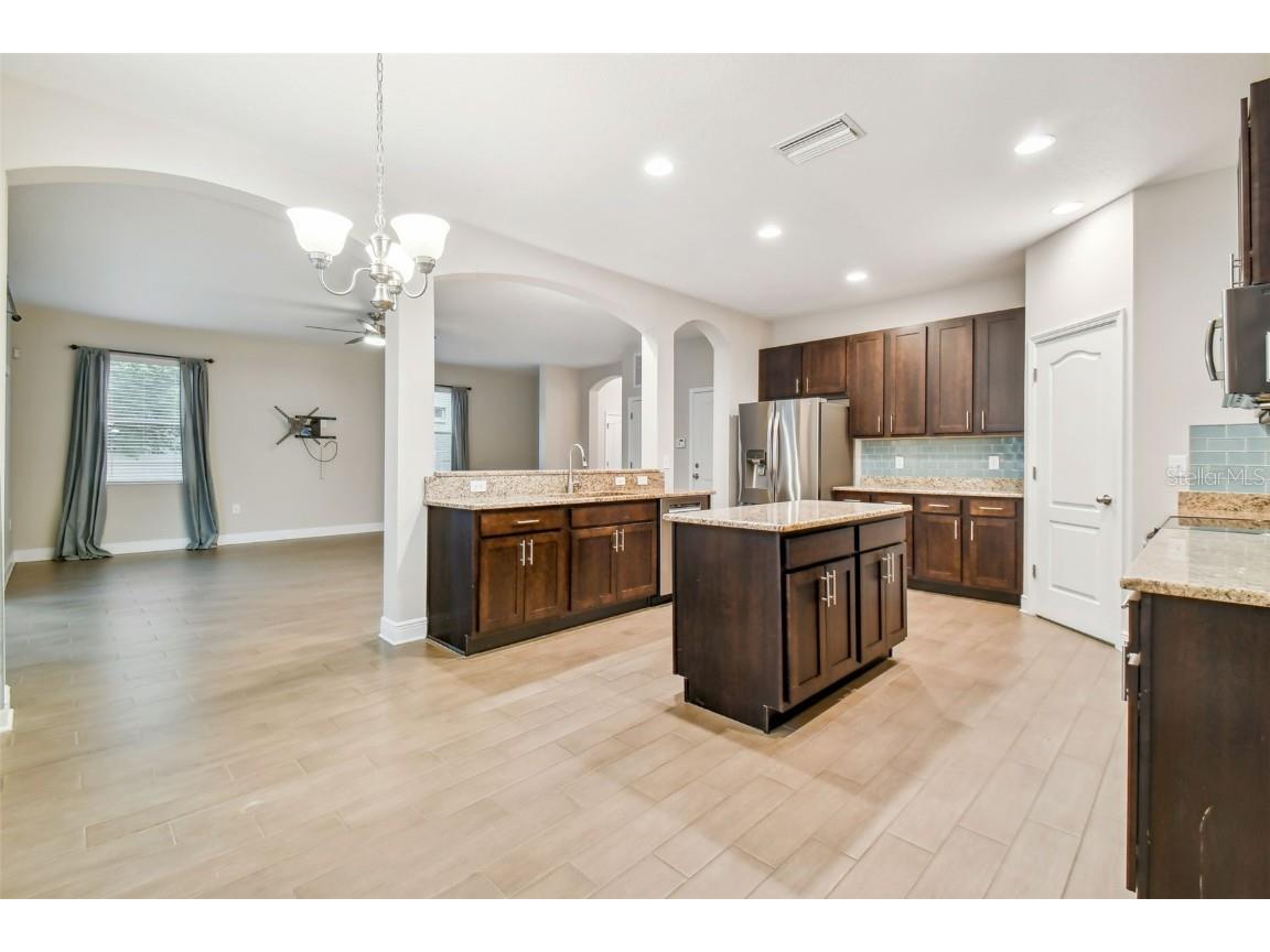 3407 W Bay Avenue Tampa FL 33611 TB8438692 image4