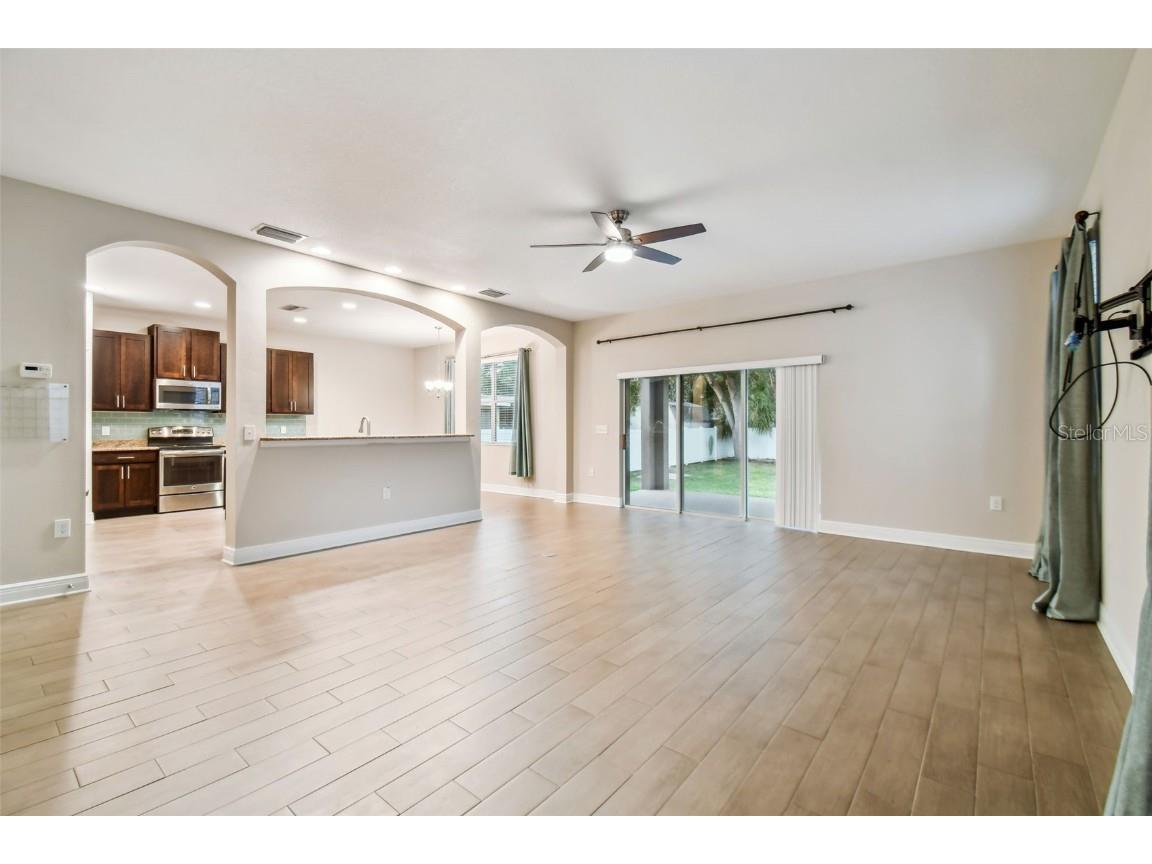 3407 W Bay Avenue Tampa FL 33611 TB8438692 image7