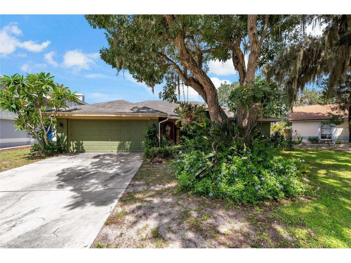 3408 Cove Ct W Winter Haven FL 33880 P4935410 image1