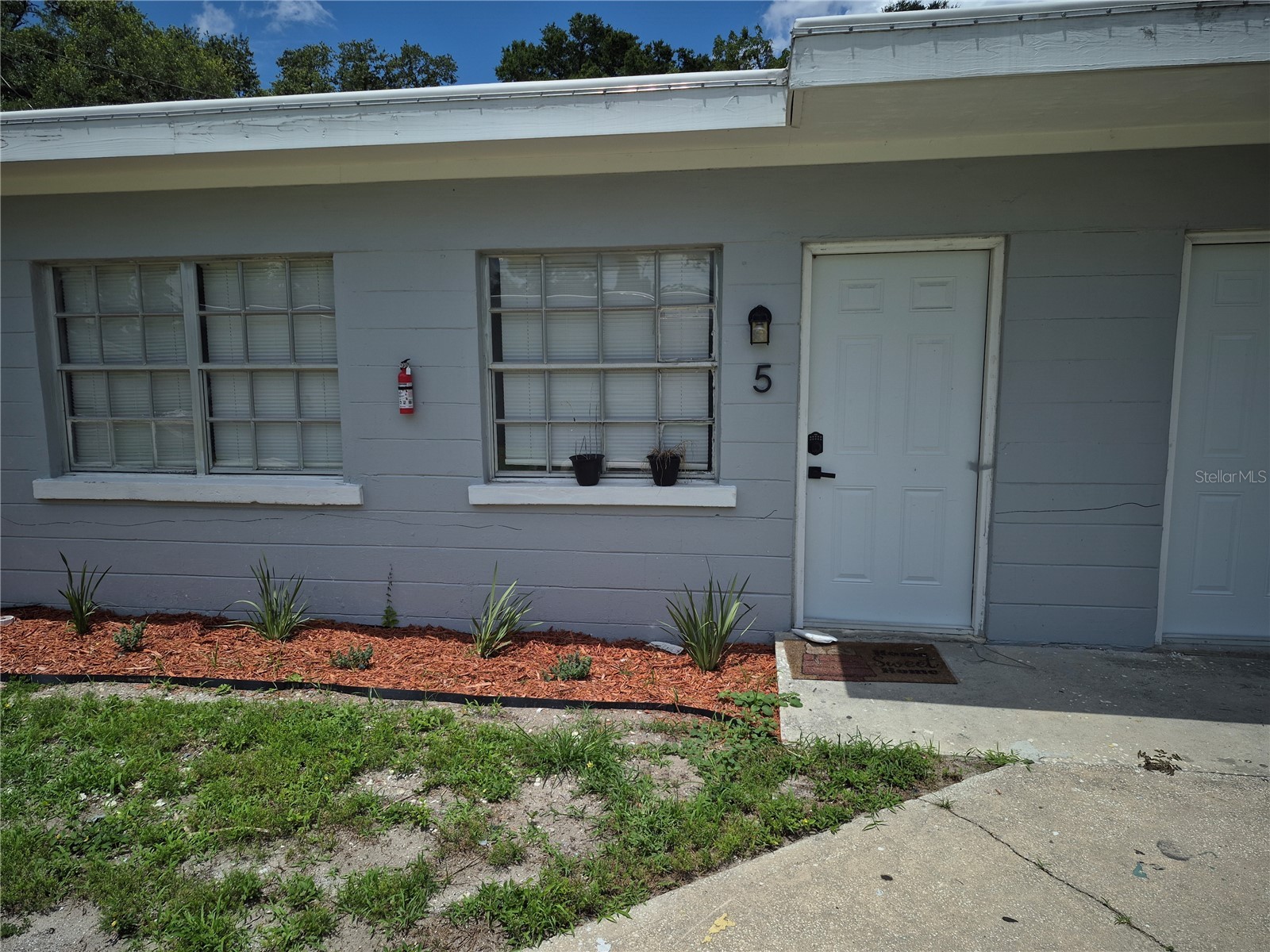 3408 E Dr Martin Luther King Jr Boulevard #5 Tampa FL 33610 TB8511828 image1
