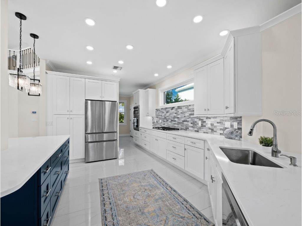 3408 Fair Oaks Lane Longboat Key FL 34228 A4667842 image9