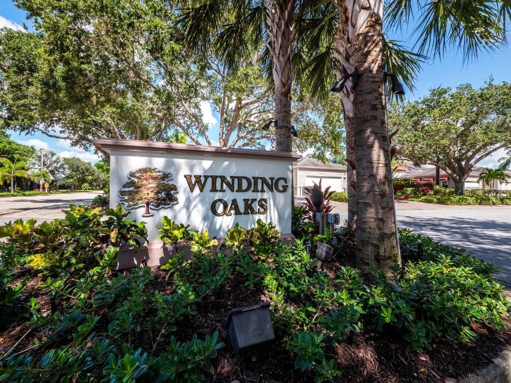 3408 Winding Oaks Drive #53 Longboat Key FL 34228 A4593159 image1