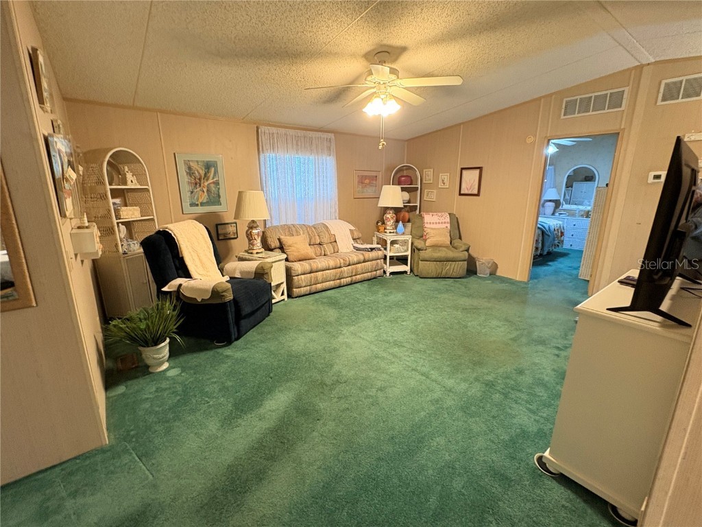 34089 Alamanda Drive N Pinellas Park FL 33781 TB8447132 image8