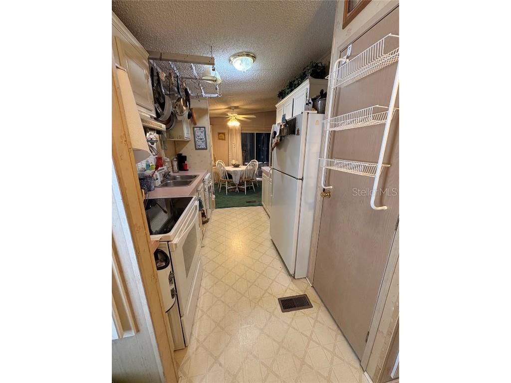 34089 Alamanda Drive N Pinellas Park FL 33781 TB8447132 image9