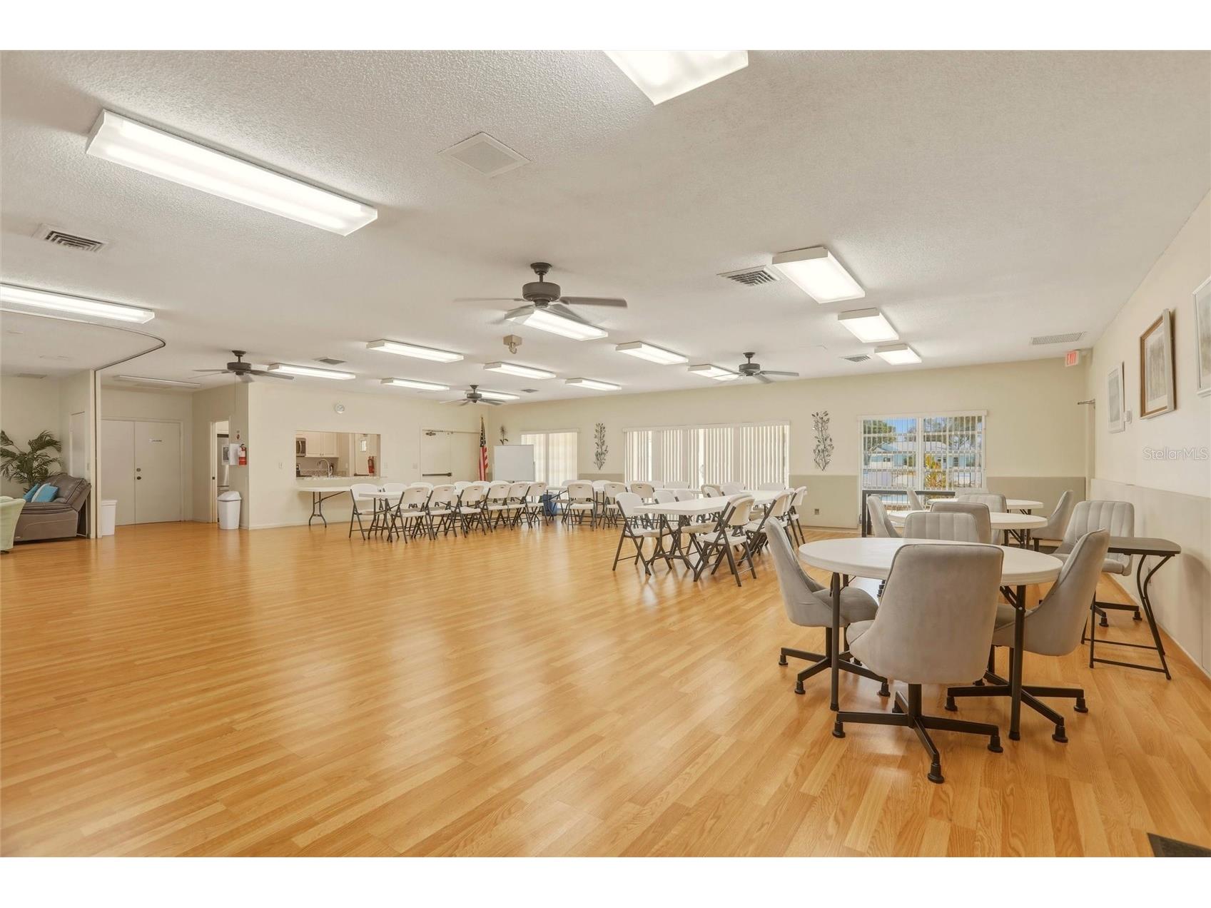 3409 37th Street Court W W #93 Bradenton FL 34205 A4682981 image32