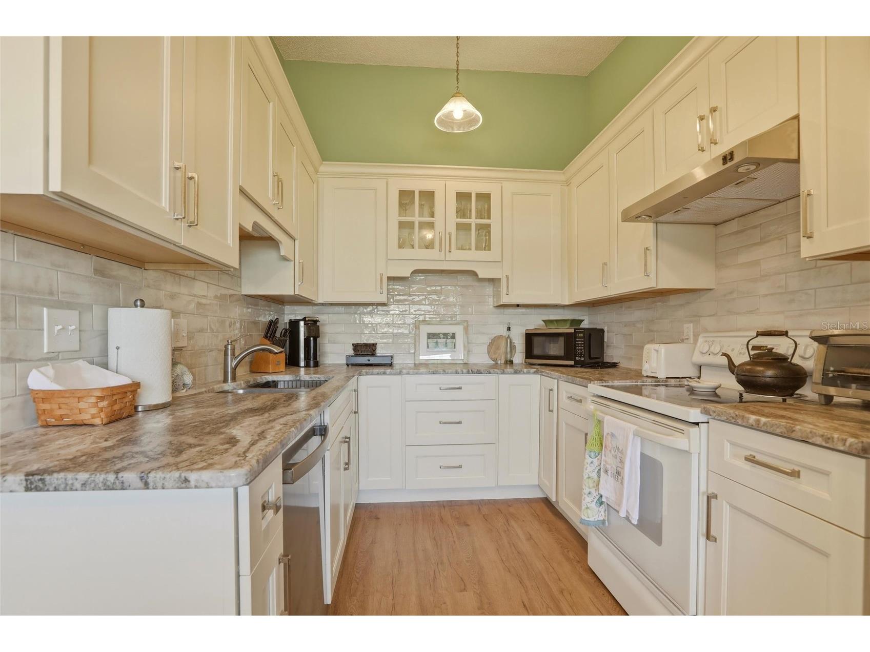 3409 37th Street Court W W #93 Bradenton FL 34205 A4682981 image8