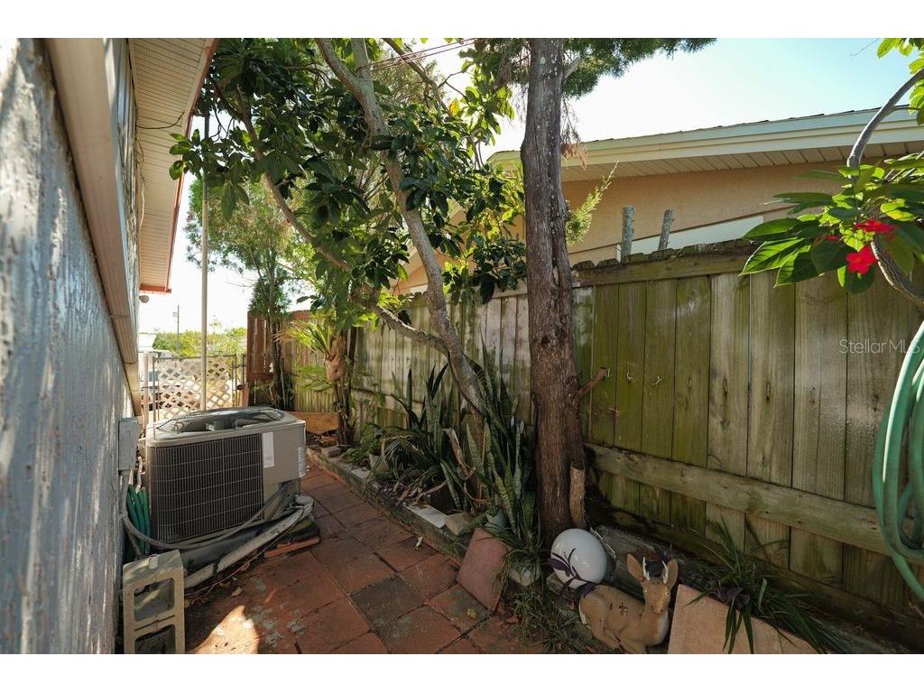 3409 Briar Cliff Drive Holiday FL 34691 TB8438139 image44