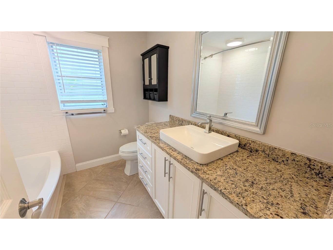 3409 Montilla Court #8410 Sarasota FL 34232 A4647502 image22