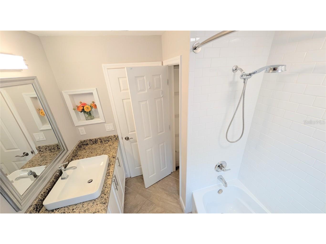 3409 Montilla Court #8410 Sarasota FL 34232 A4647502 image23