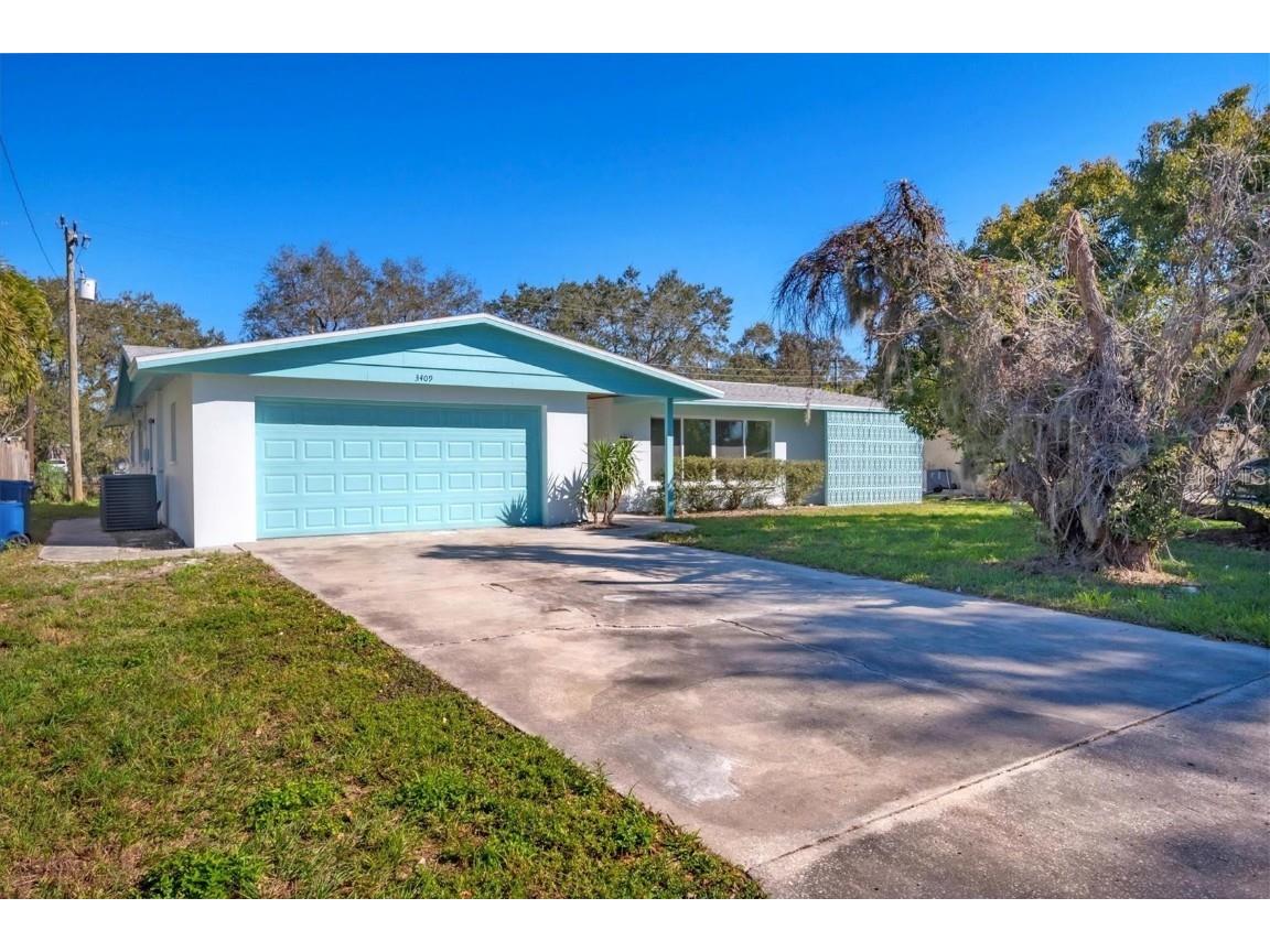 3409 Prudence Drive Sarasota FL 34235 U8230695 image1