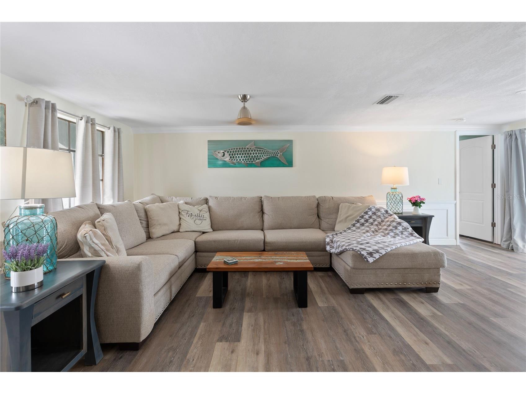 3409 Springfield Drive Holiday FL 34691 TB8495599 image4