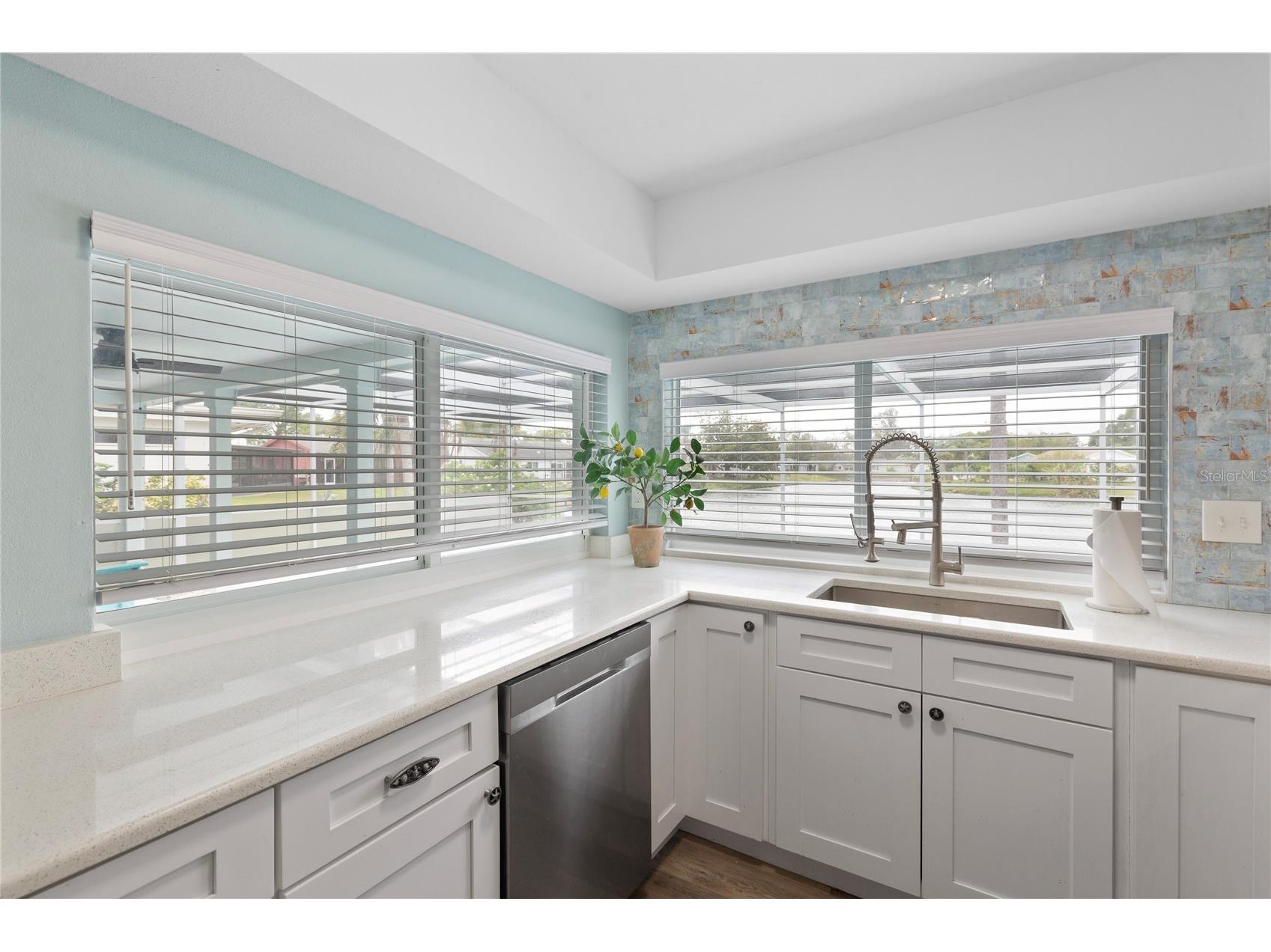 3409 Springfield Drive Holiday FL 34691 TB8495599 image9
