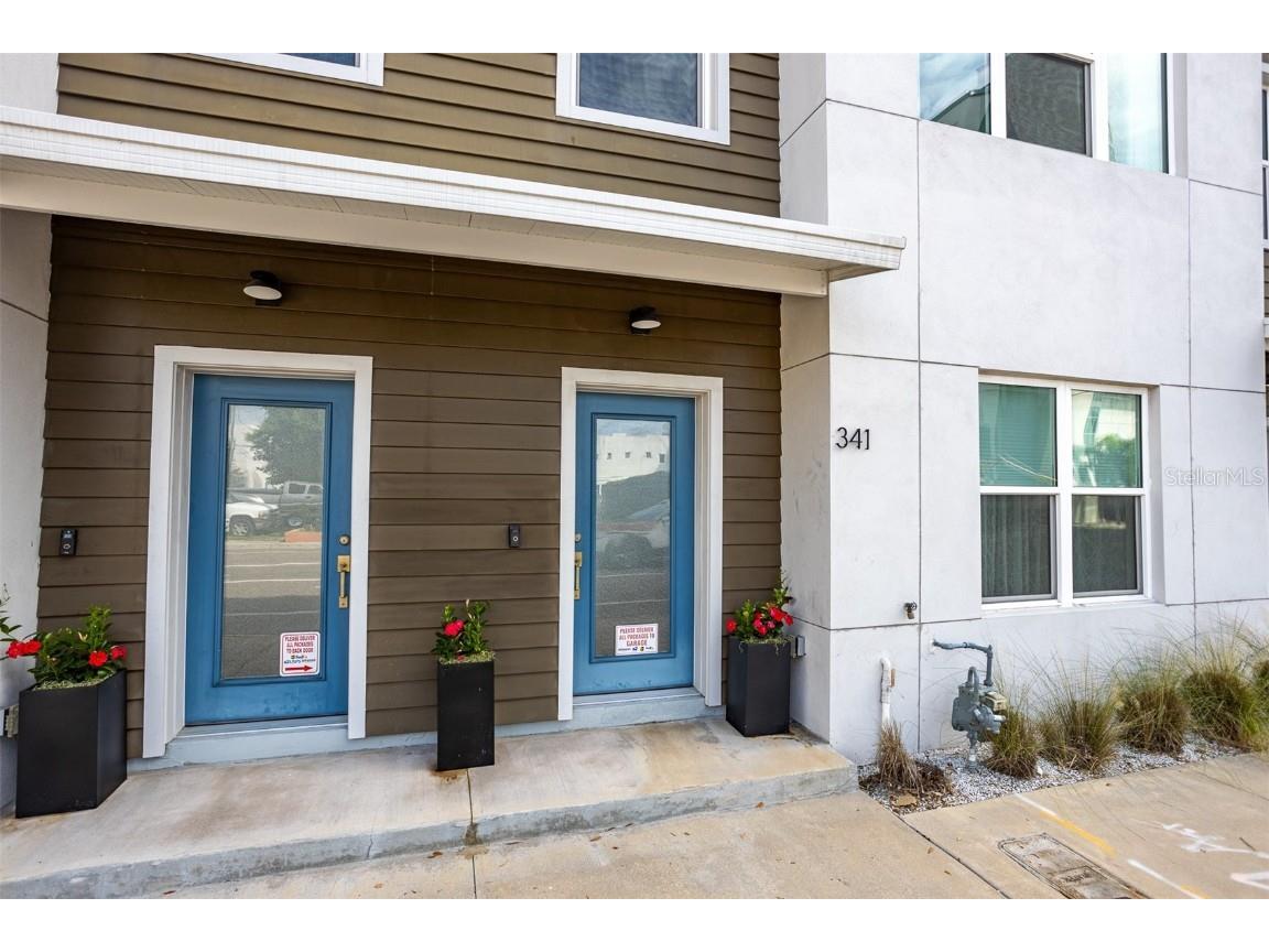 341 8th Street N Saint Petersburg FL 33701 T3507967 image1