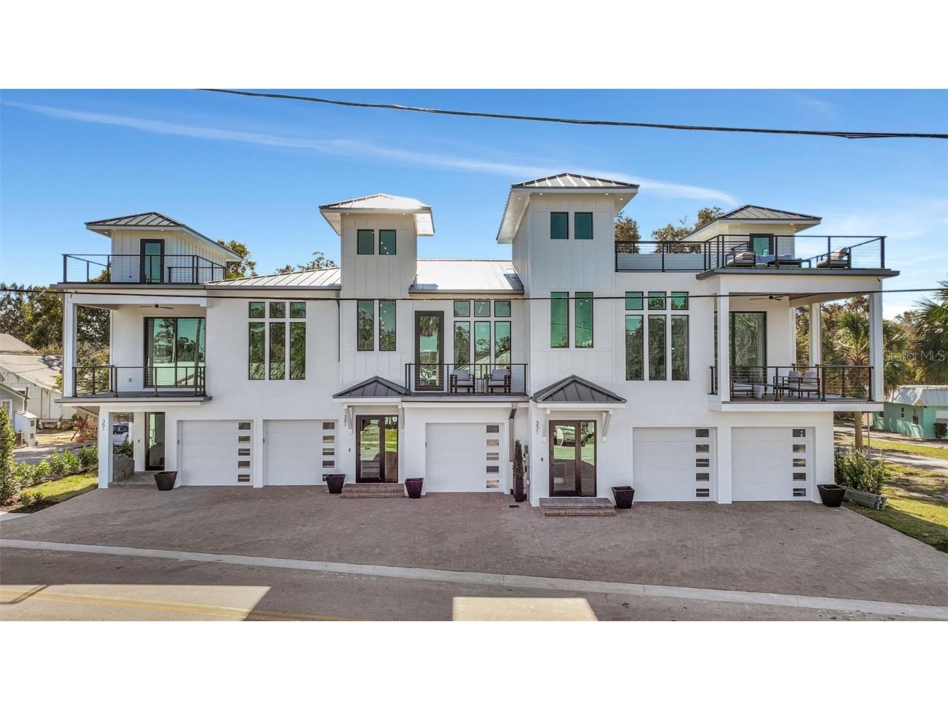 341 Albert Street Dunedin FL 34698 TB8340281 image1