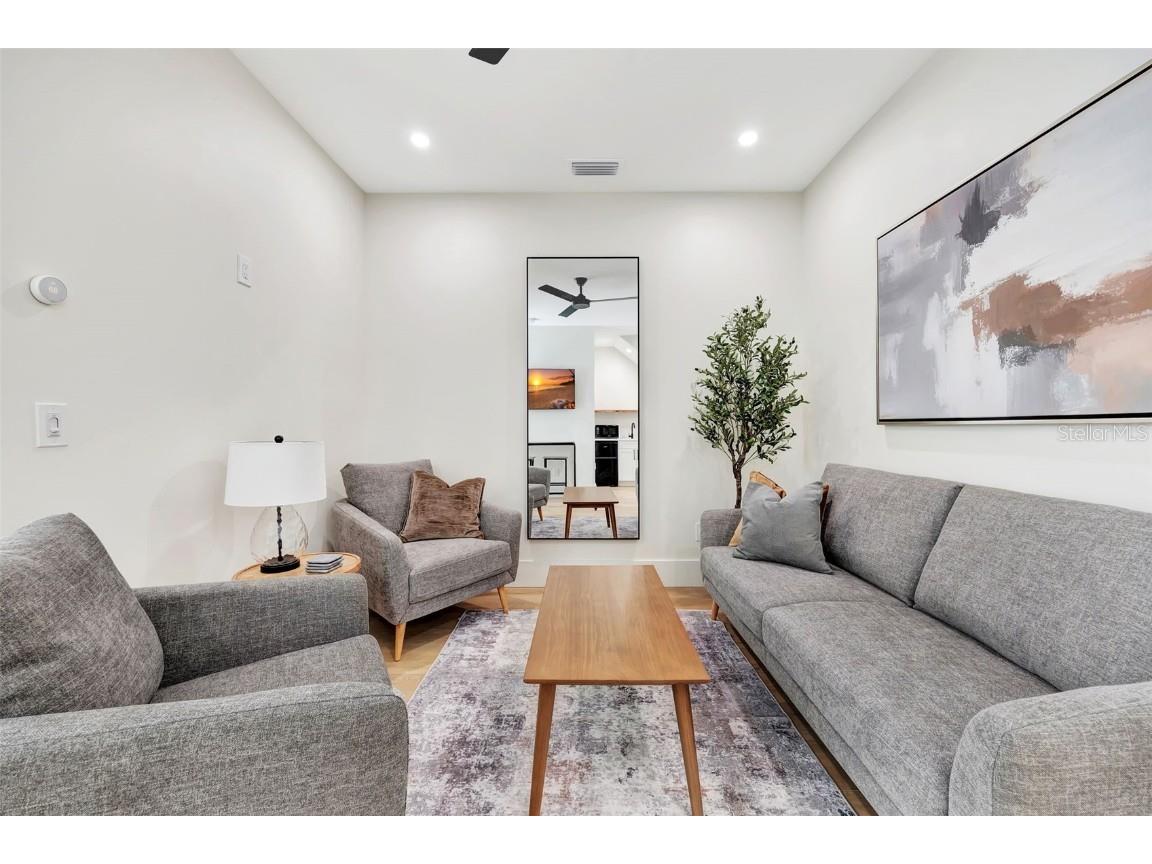 341 Albert Street Dunedin FL 34698 TB8340281 image22