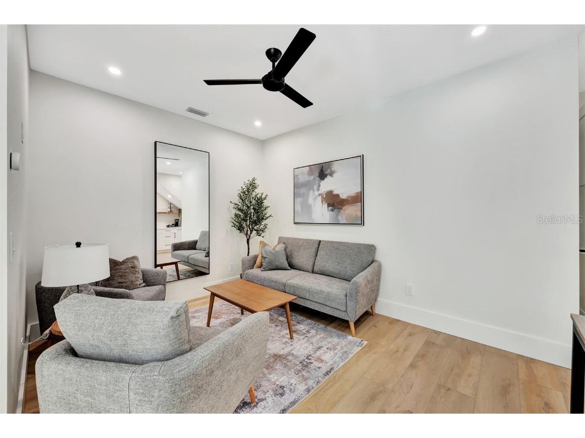 341 Albert Street Dunedin FL 34698 TB8340281 image23