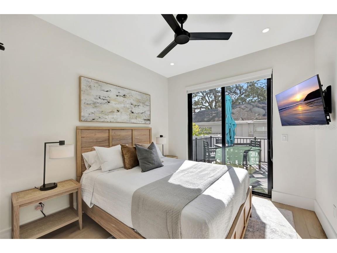 341 Albert Street Dunedin FL 34698 TB8340281 image34