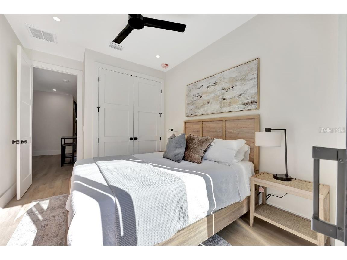 341 Albert Street Dunedin FL 34698 TB8340281 image36