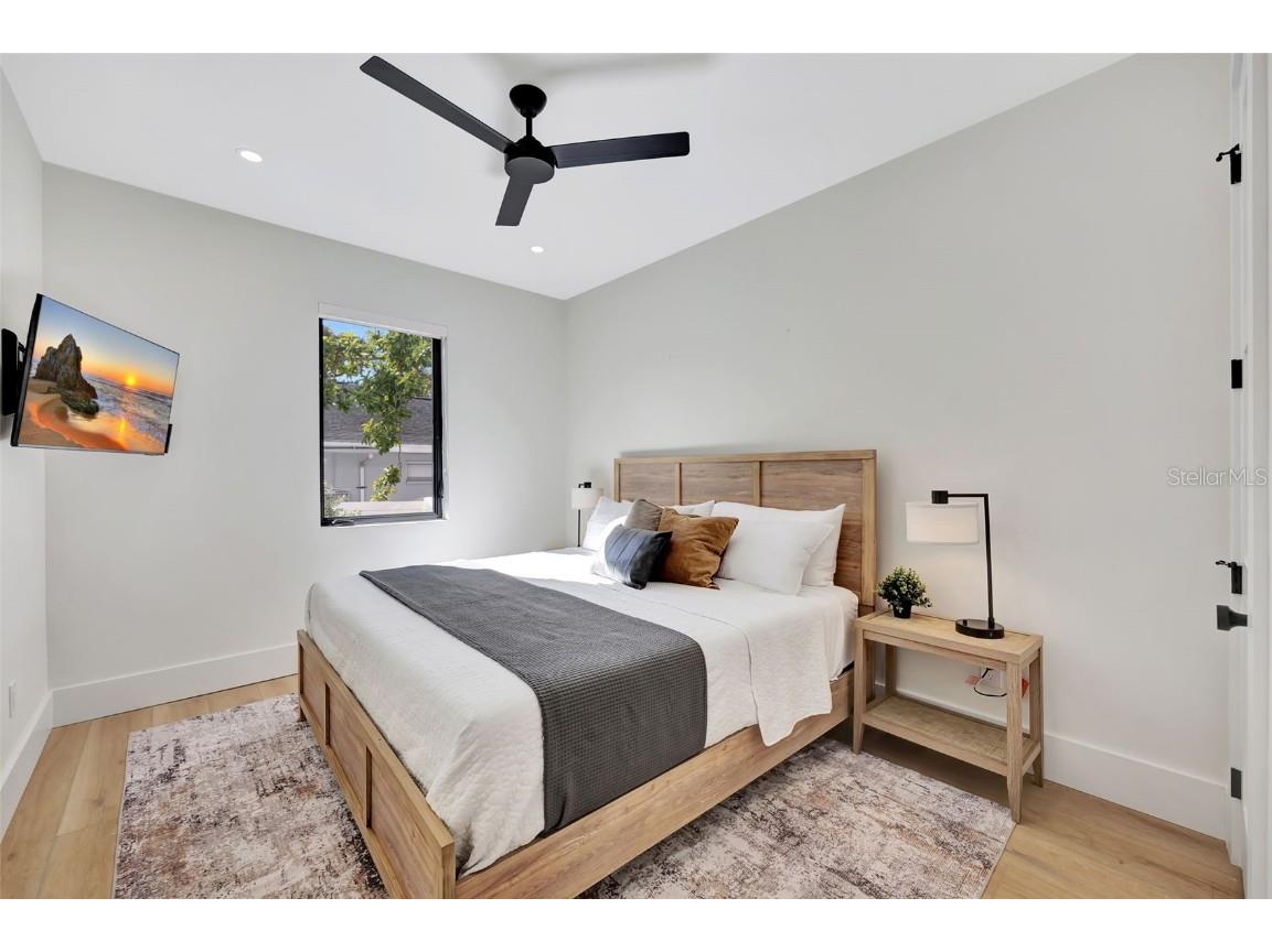 341 Albert Street Dunedin FL 34698 TB8340281 image40