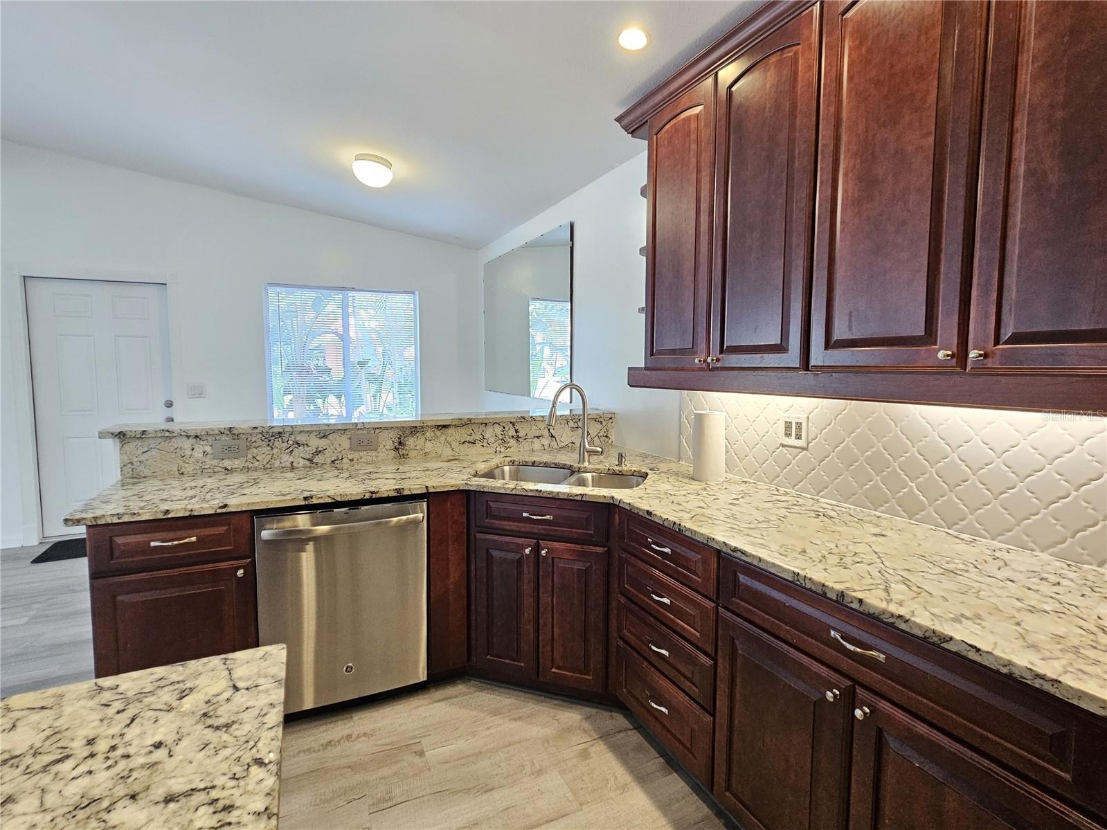 341 Bayshore Drive Osprey FL 34229 N6144418 image17