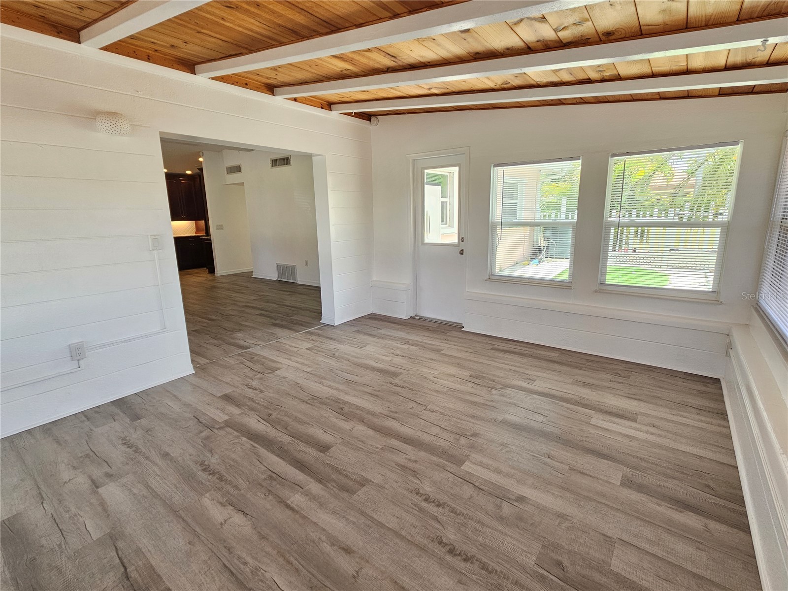 341 Bayshore Drive Osprey FL 34229 N6144418 image7