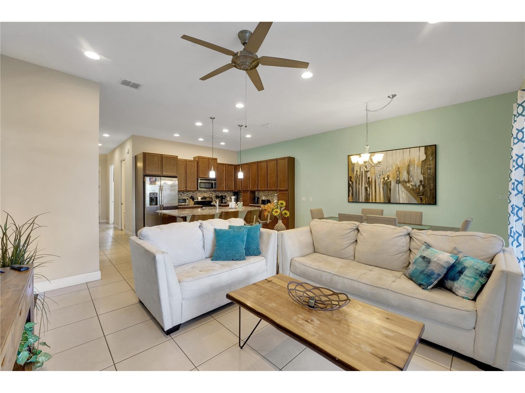 341 Captiva Drive Davenport FL 33896 O6373621 image4