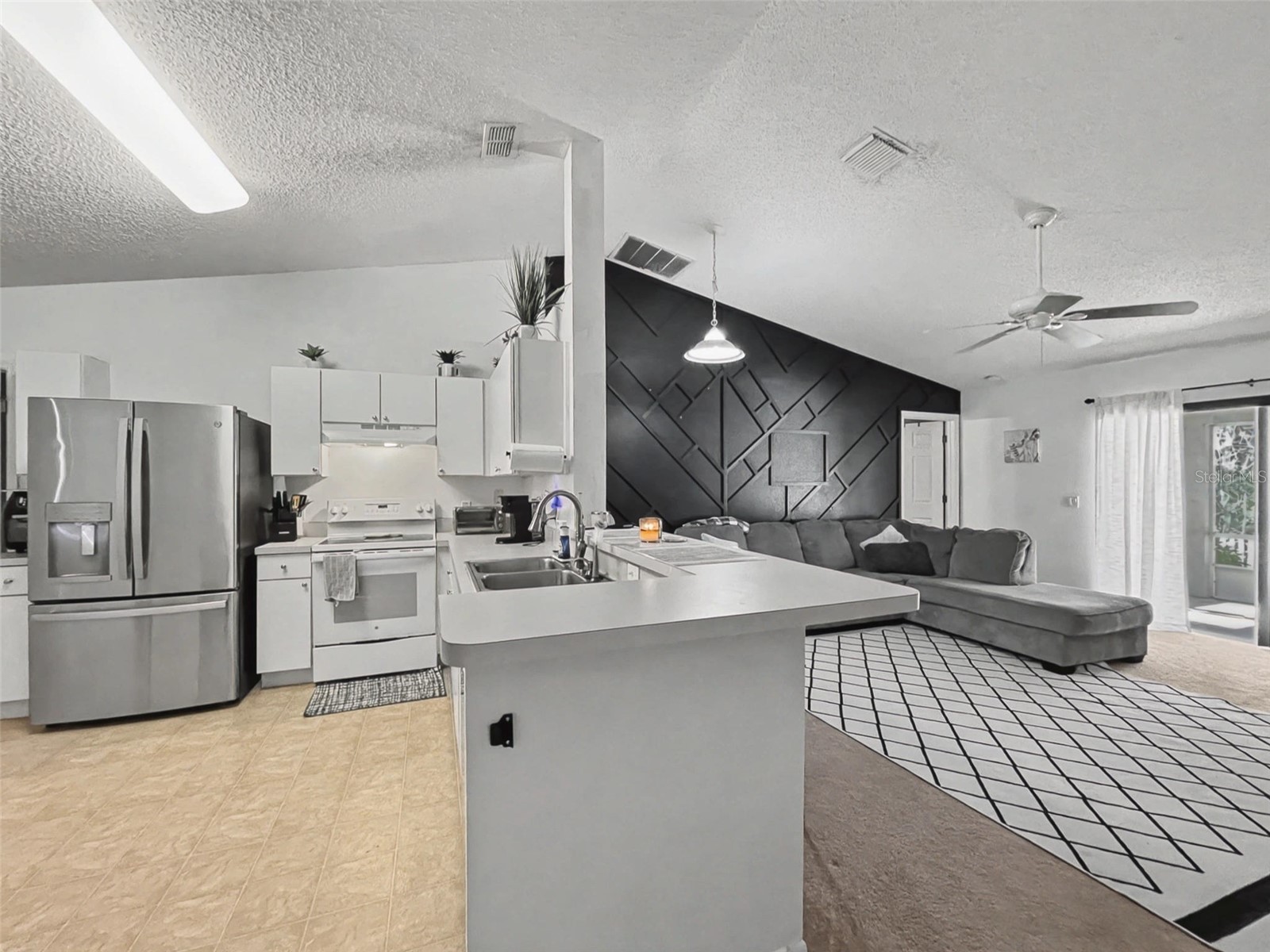 341 Dahoon Holly Drive Daytona Beach FL 32117 V4947237 image2