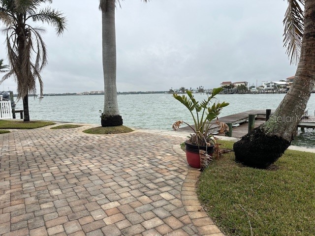 341 E Madeira Avenue Madeira Beach FL 33708 - BOCA CIEGA BAY TB8342531 image1