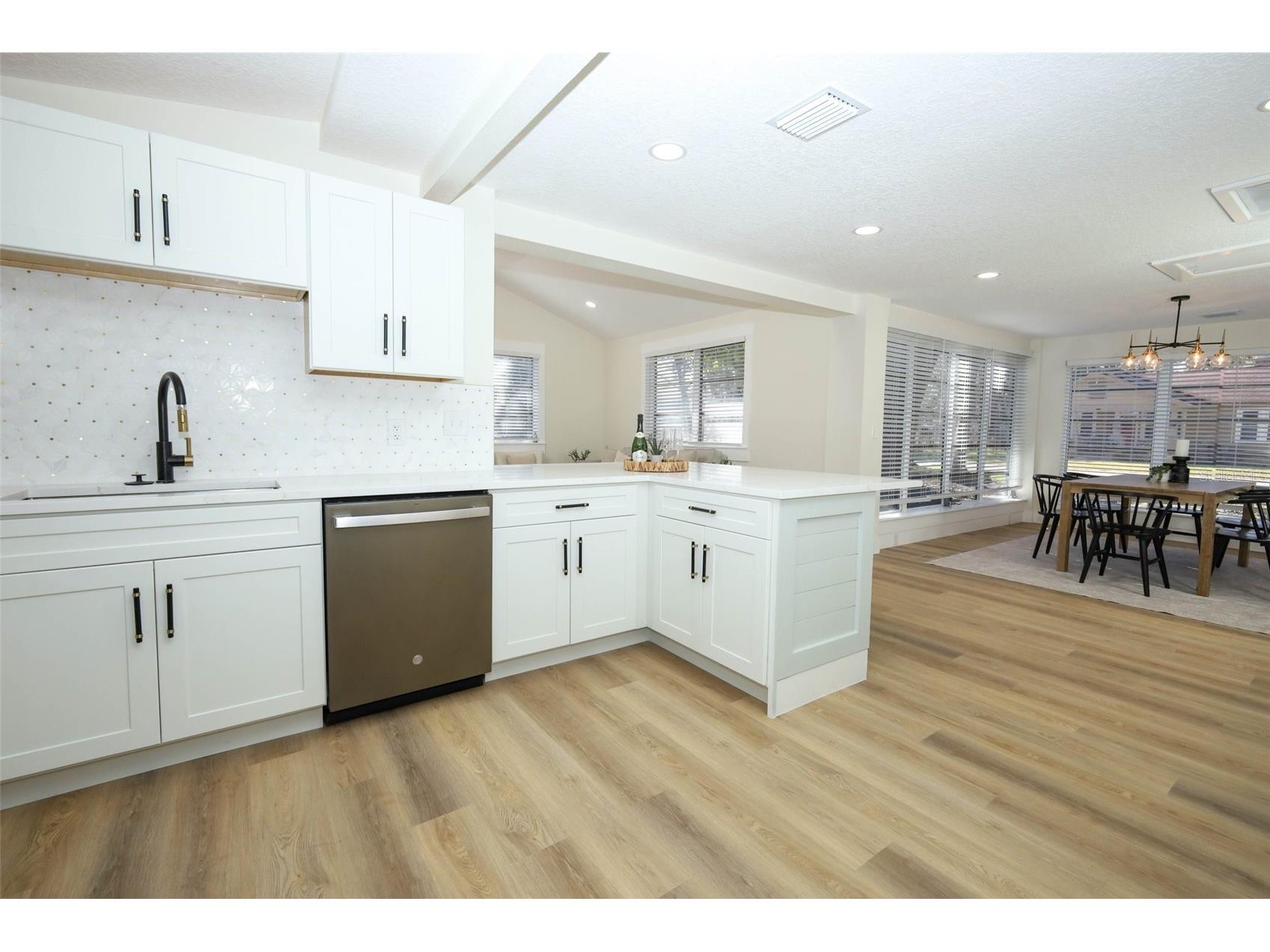 341 Hammond Street New Smyrna Beach FL 32168 O6375203 image10