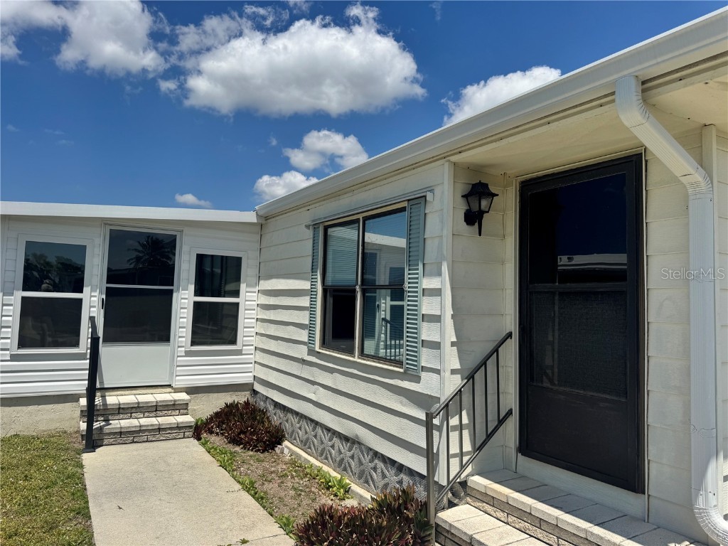 341 Outrigger Place North Port FL 34287 P4934529 image6