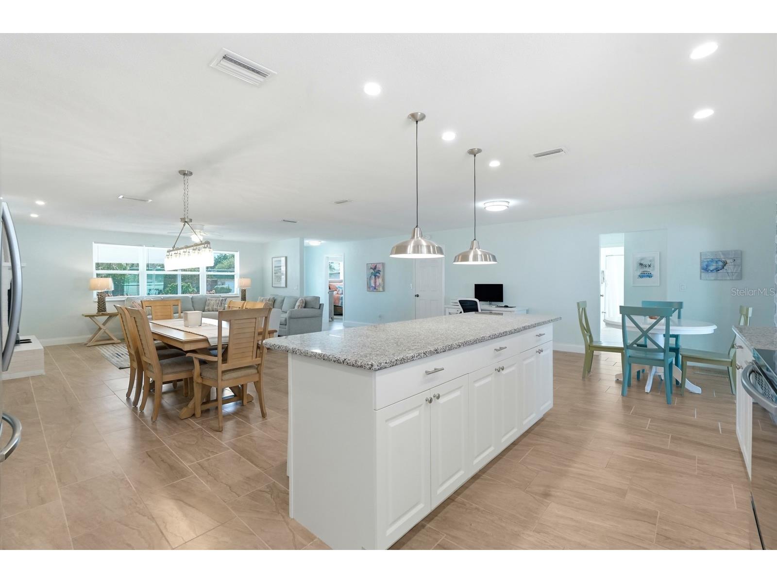 341 Plaza Boulevard Daytona Beach FL 32118 V4947594 image12