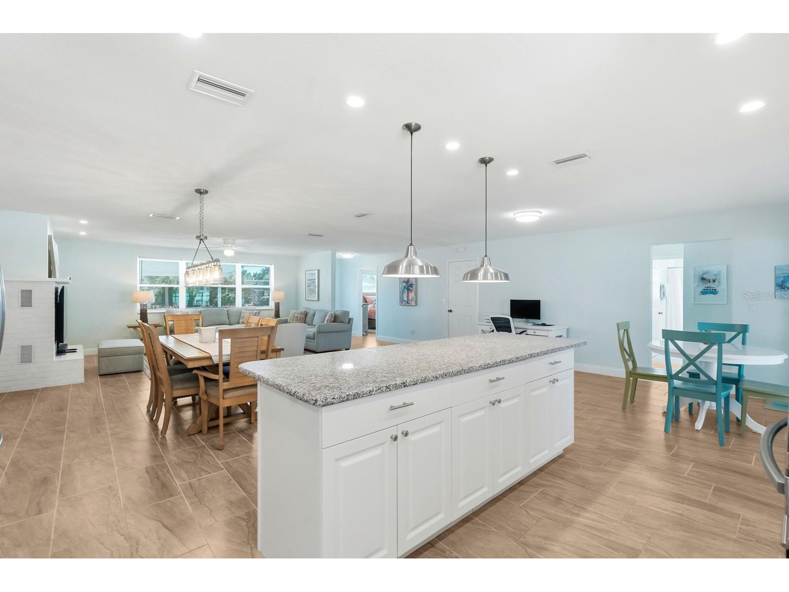 341 Plaza Boulevard Daytona Beach FL 32118 V4947594 image16