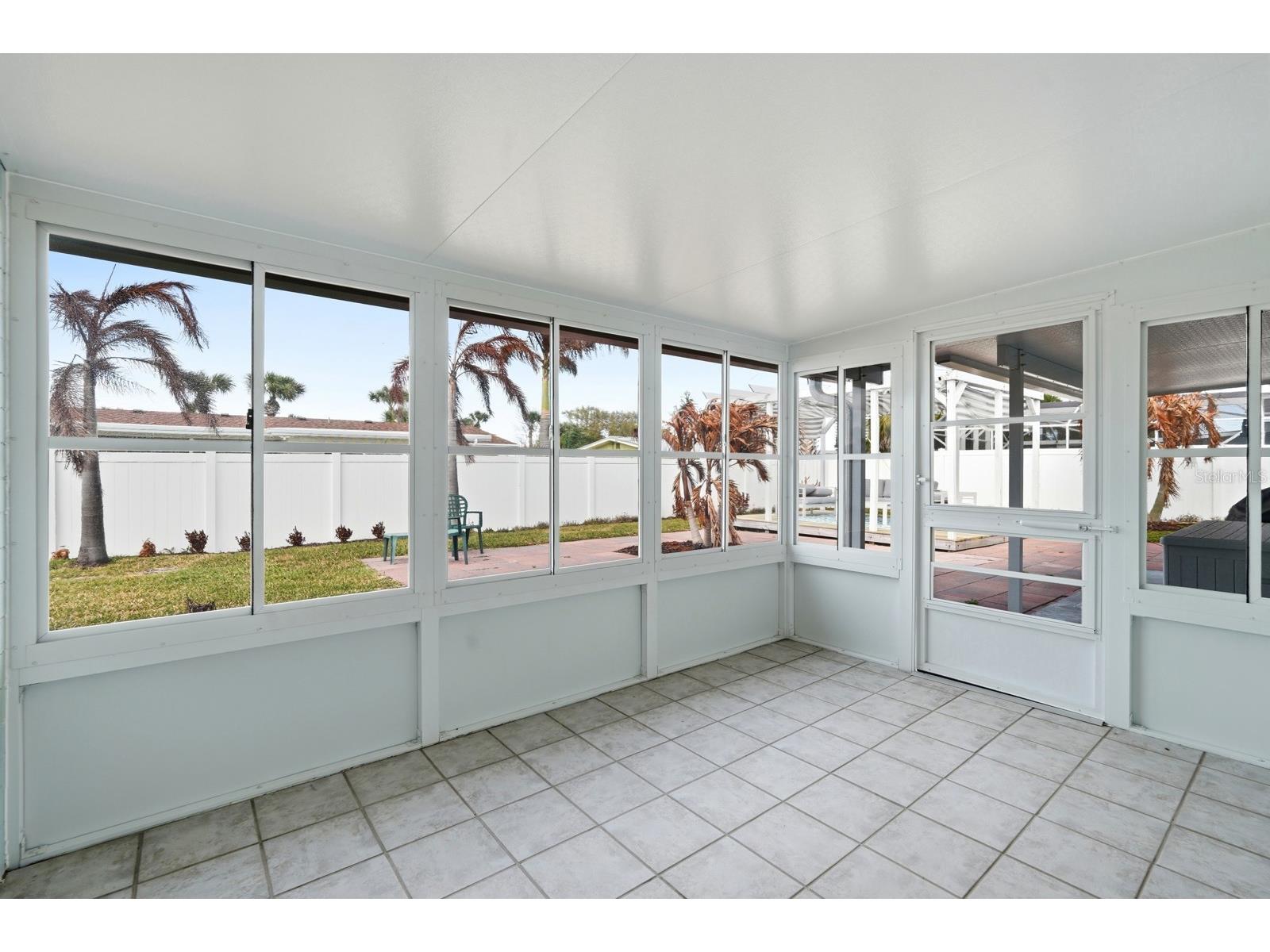 341 Plaza Boulevard Daytona Beach FL 32118 V4947594 image36