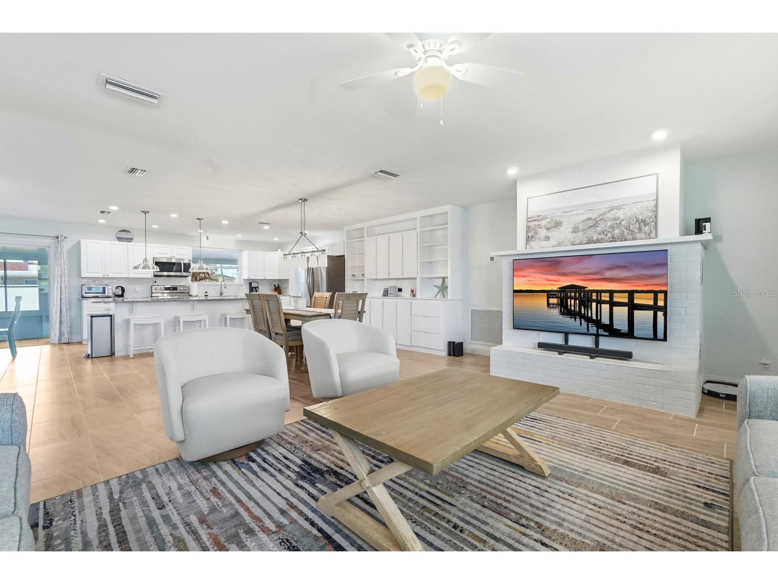 341 Plaza Boulevard Daytona Beach FL 32118 V4947594 image8