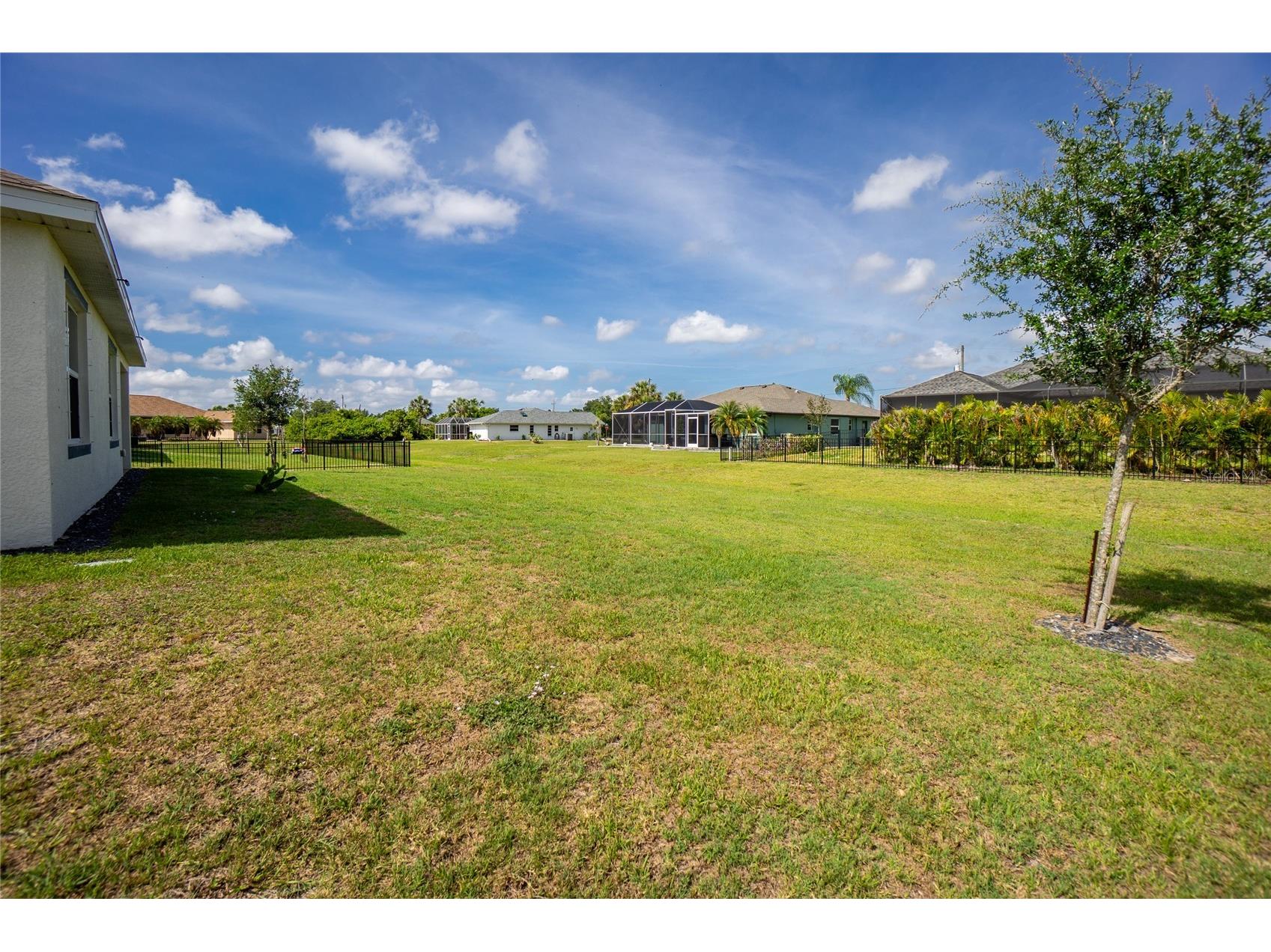 341 Porto Alegre Street Punta Gorda FL 33983 C7525786 image39